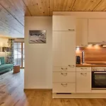 Apartment Omesberg 1 Lech am Arlberg