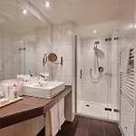 Omesberg 1 דירה *